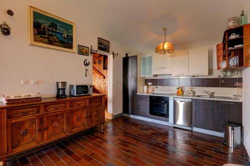 Bonavia Seaview Holiday Home
