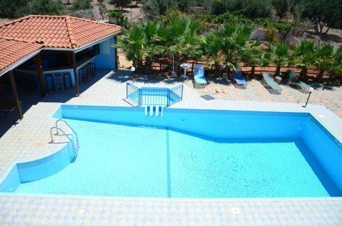 Alex Apartments