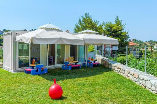 Kriopigi Beach Hotel