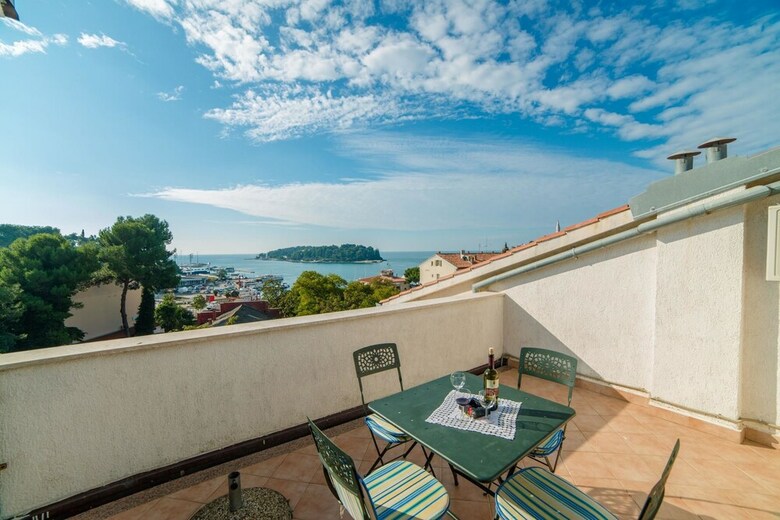 Apartments Daria 206