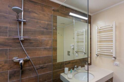 Charming 1br Apartment In Bakuriani Mountains