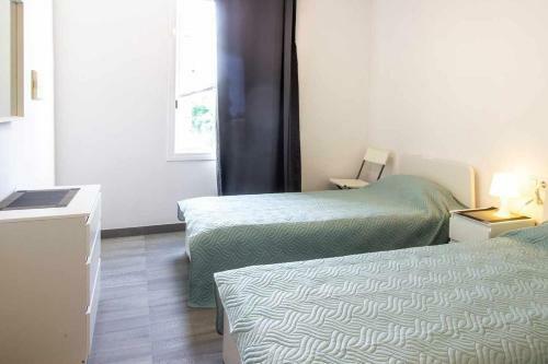 Apartamento D�plex Nuevo En El Centro de Banyoles Para 4 Personas