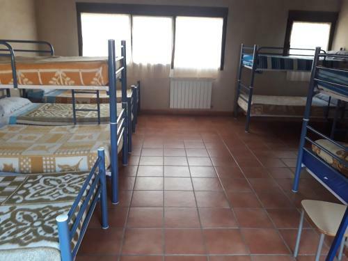 Hostal Albergue Tur�stico Las Eras