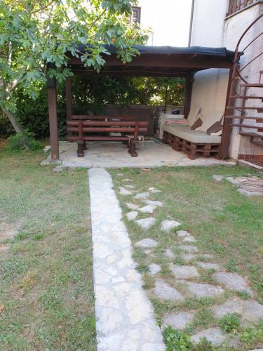 Apartmani Dubravka A2