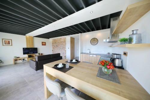 Harbour Apartment Sea View