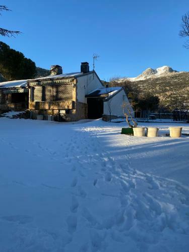 Chalet Becerril De La Sierra