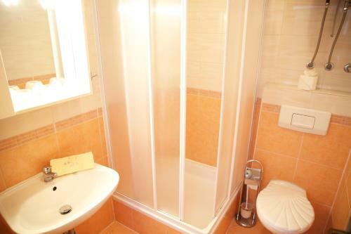 Apartamento Villa Mit Whirlpool F�r 32 Per