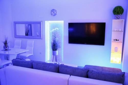 Apartamento Villa Mit Whirlpool F�r 32 Per