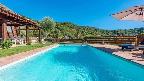 Casa La Terraza Benalaur�a By Ruralidays