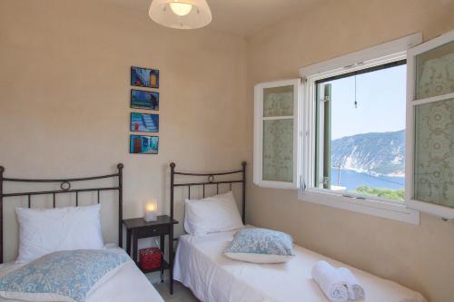 Villa Homer's View
