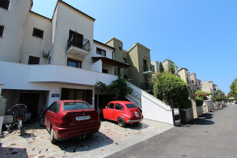 Apartments Kiwi