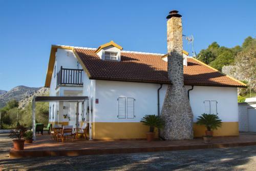La Fuente Santa