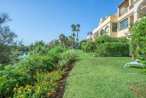 Garden Apartment Golf View