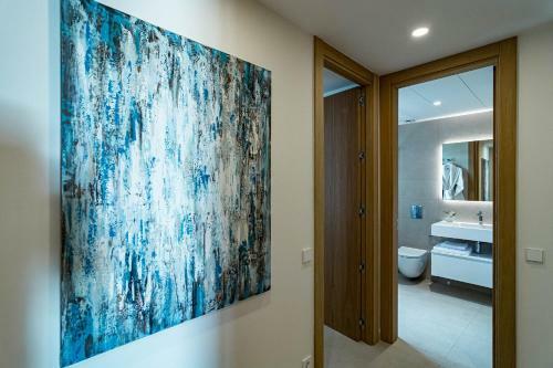Lo- Brand New Apartment, Stunning Views