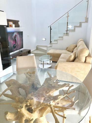 Luxury New Modern Villa Private Pool & Jacuzzi 5*