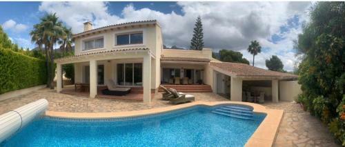 Villa Altea Santa Clara