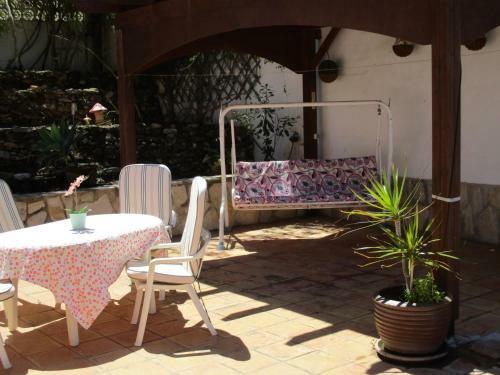 Gepflegtes Ferienhaus Mit Gro�em Privatpool