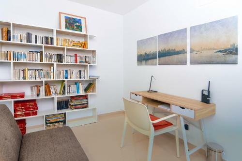 Villa Graham Holiday Rentals - Del Sol