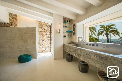 Abahana Villas Monserrat