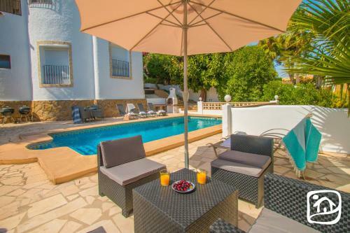 Abahana Villas Good Vibes