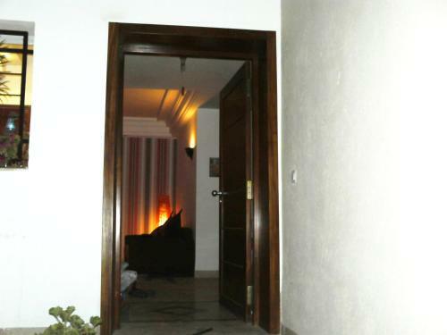 Apartamento Happy House Ennasr