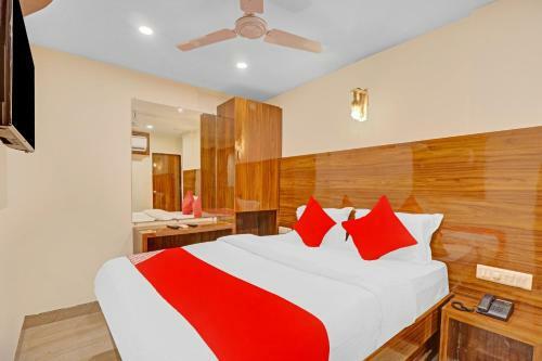 Oyo Flagship 83812 Hotel Royal Park