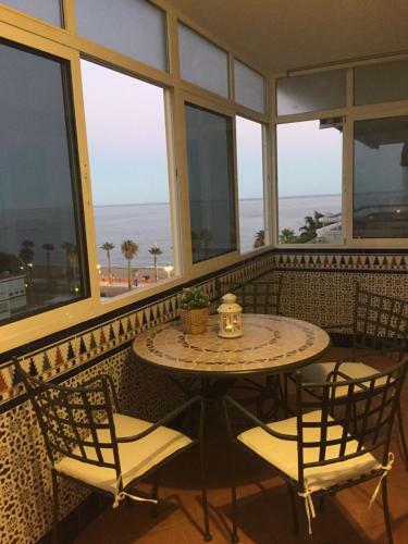 Luxury Beachfront Apartment In Benalmadena Costa