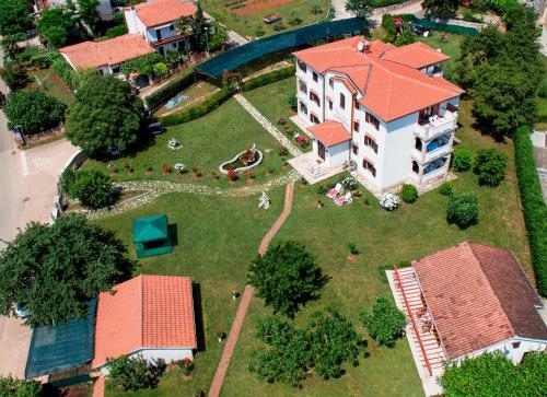 Apartamentos Villa Linet