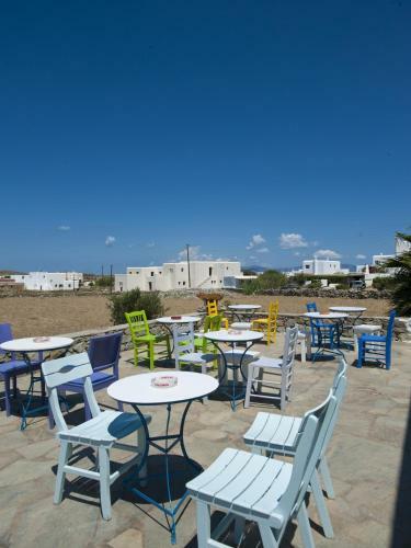 Hostal Hotel Skios