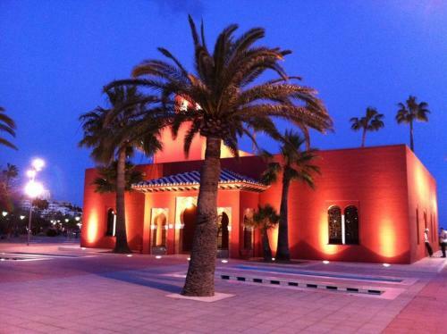 Luxury Apartament In Marina