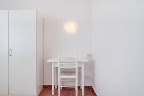 Los Porches Beach Apartment - 041