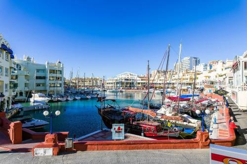 Apartamento Sweet Home In Puerto Marina