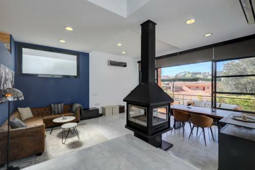 011 Bright And Spacious Villa With Private Pool