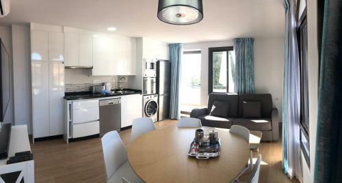 Apartamento Pueblo Evita Premium Suites