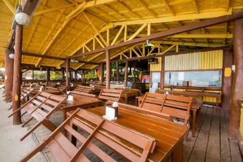 Hotel Oyo 446 Mb's Sunrise View Resort