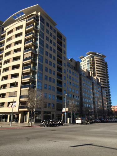 Akira Flats Diagonal Mar Apartments