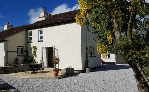 Higher Kellacott Cottage