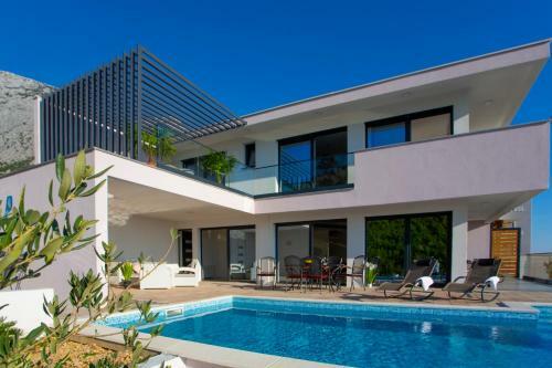 Luxury Villa Blue Lagoon