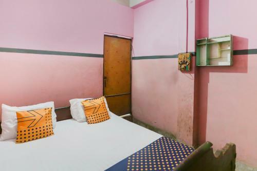 Hotel Spot On 64240 New India Pride