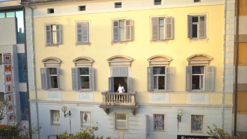 Apartments With Wifi Pula - 15986