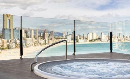 Luxury Apartment With Pool By Poniente Beach
