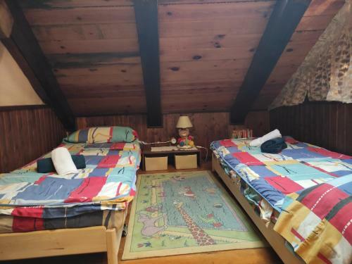 Borau - Casa 150m2 Con Jard�n Y Barbacoa