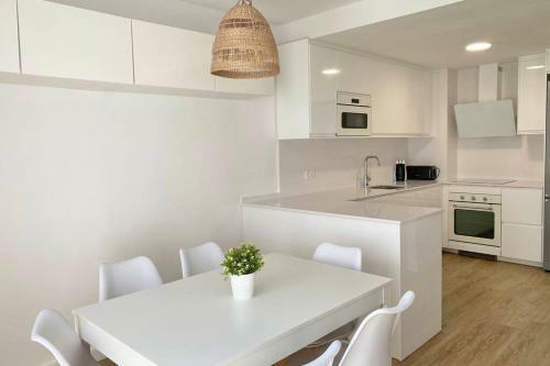 Apartamento �tico Con Vistas Al Mar A Un Paso Del Centro