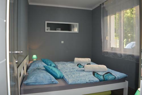 Apartamento Green-beautiful Modern Apt With Balcony & Garden