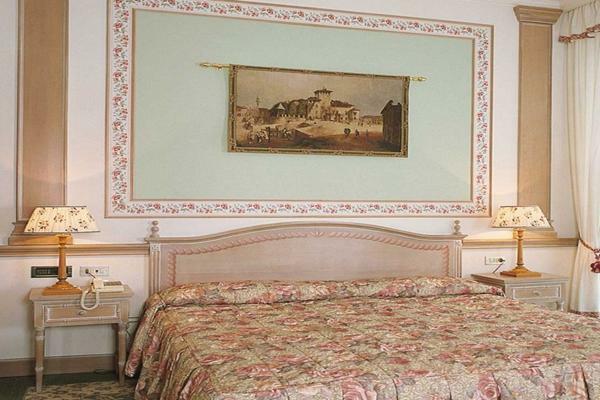 Hotel Astoria