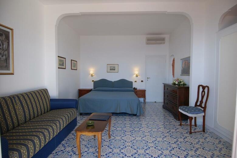 Excelsior Grand Hotel