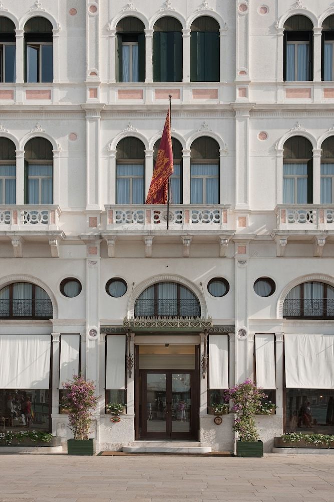 Hotel Londra Palace