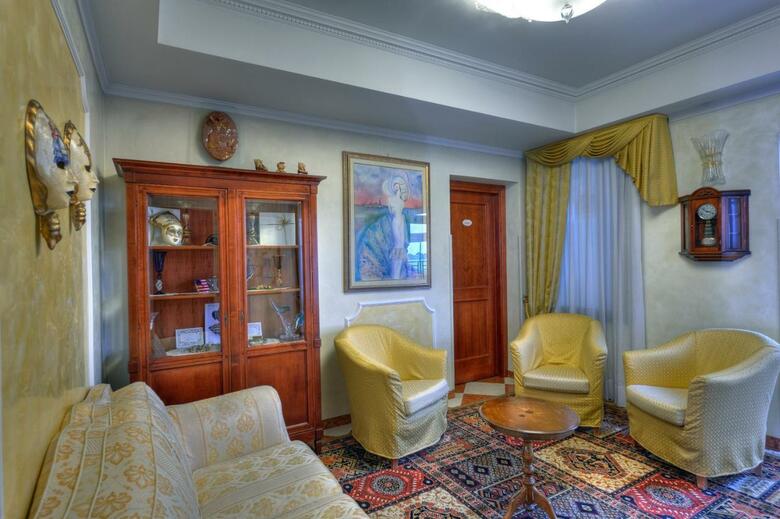 Hotel Russo Palace
