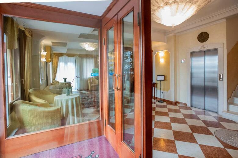 Hotel Russo Palace