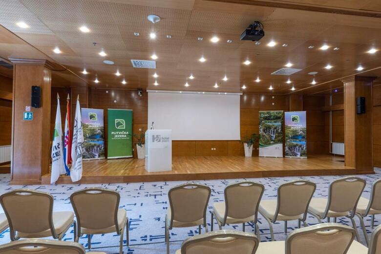 Hotel Jezero - Plitvice Lakes National Park